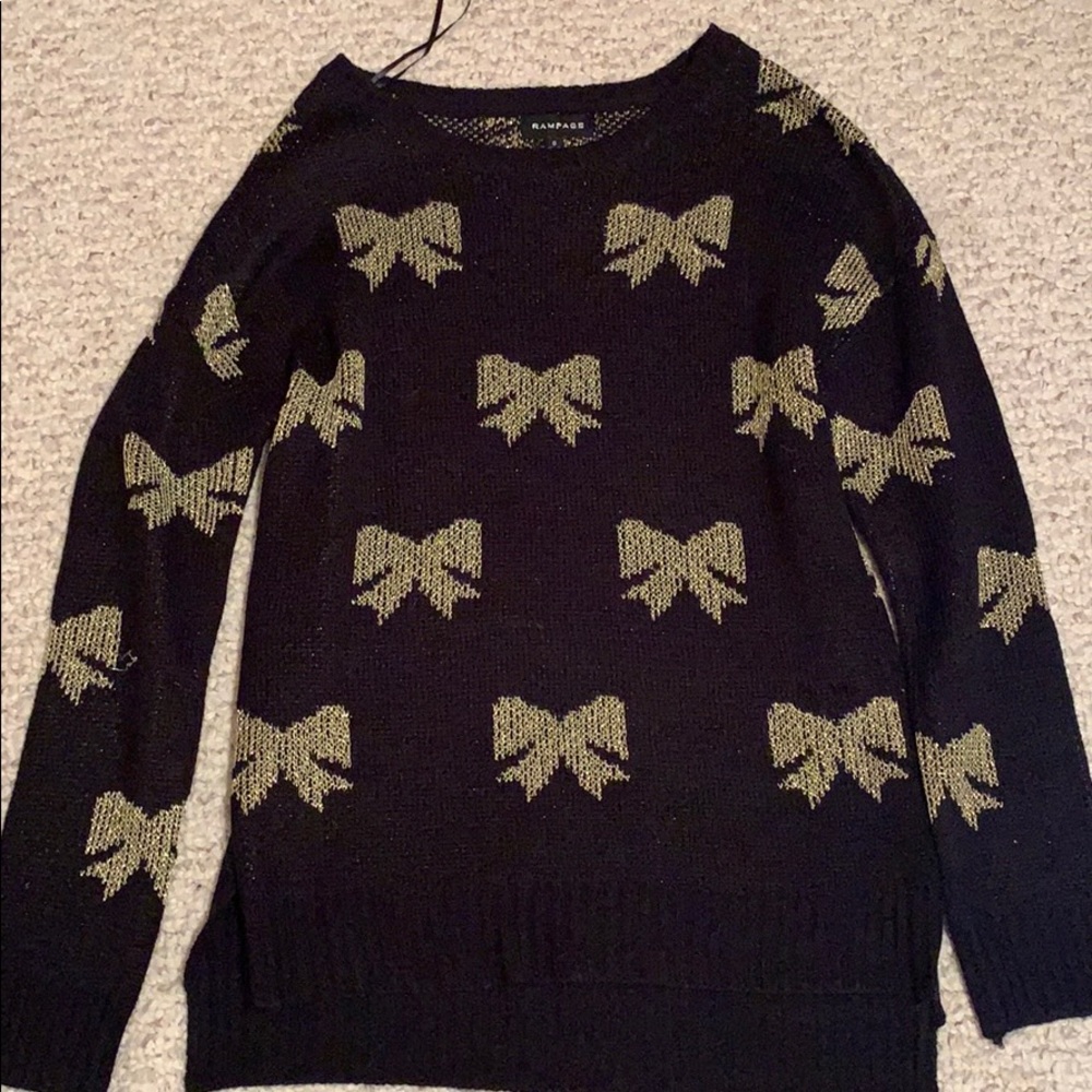 NWT bow sweater